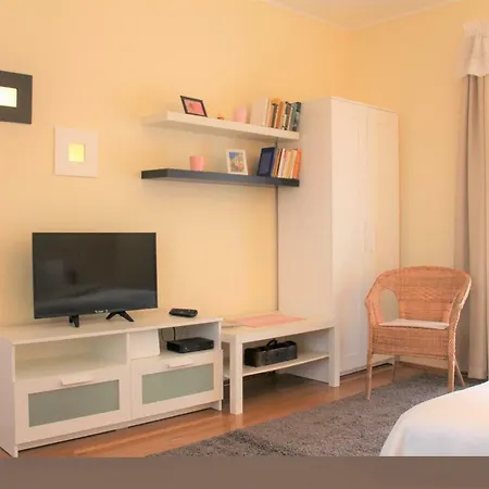 Apartment Platan Vendeghaz *